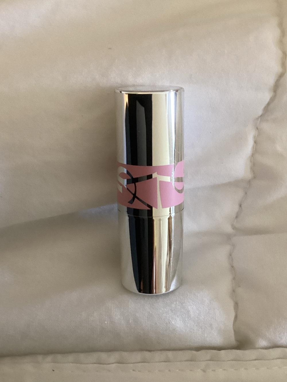 Yves Saint Laurent Pink Logo Travel Pouch w/Assorted Mini Cosmetics
5 piece set - Picture 9 of 10
